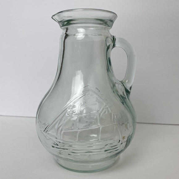 Vintage EUC Clear Pressed Glass Pitcher/Vase with Clipper Sailing Ship - Picture 4 of 12